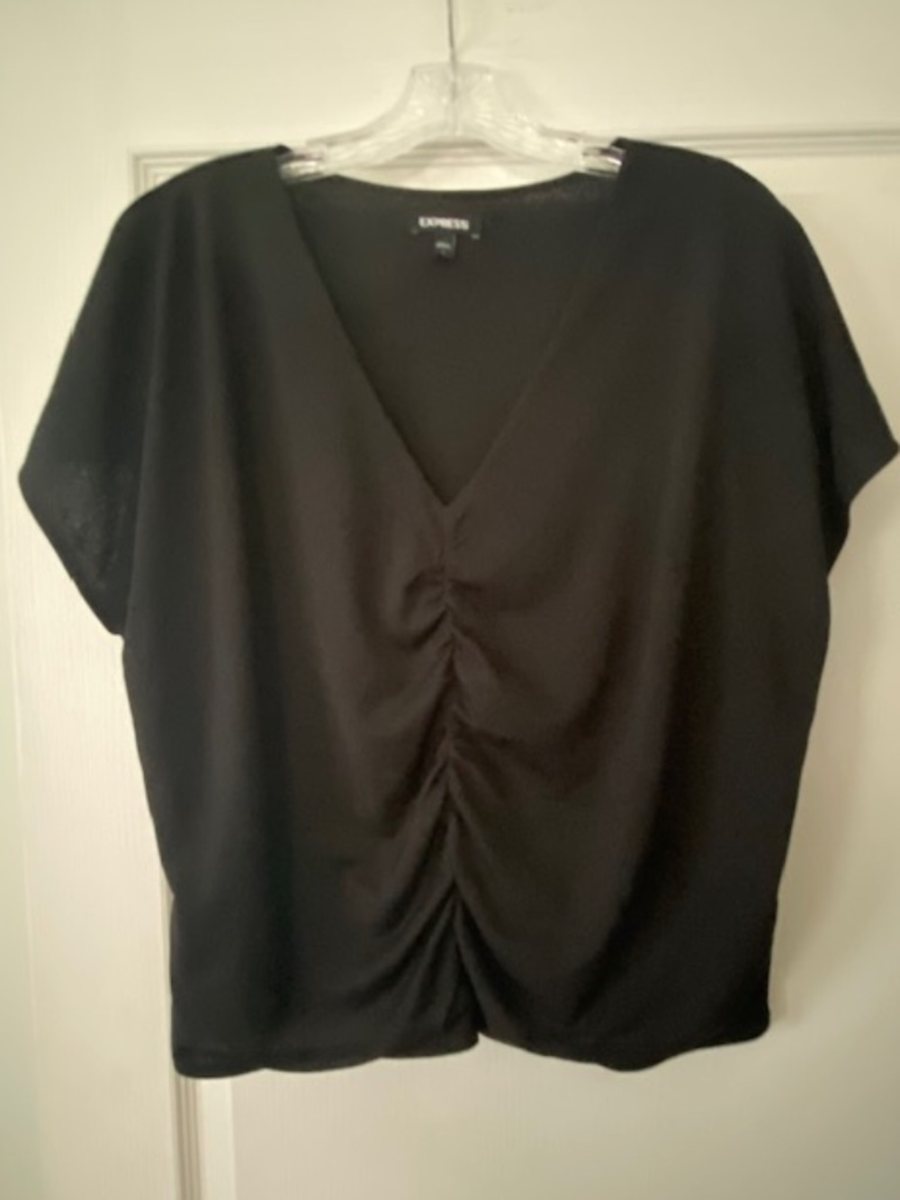 Express short sleeve V neck black top Size Large